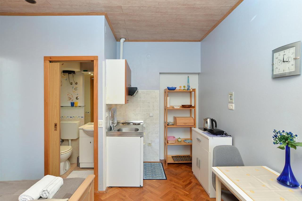 Apartments Jasna 1128 Fažana Buitenkant foto